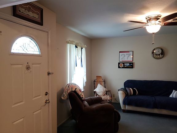 4th image of 9410 Guy Cir