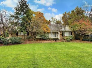 23850 S Woodland Rd, Shaker Heights, OH 44122