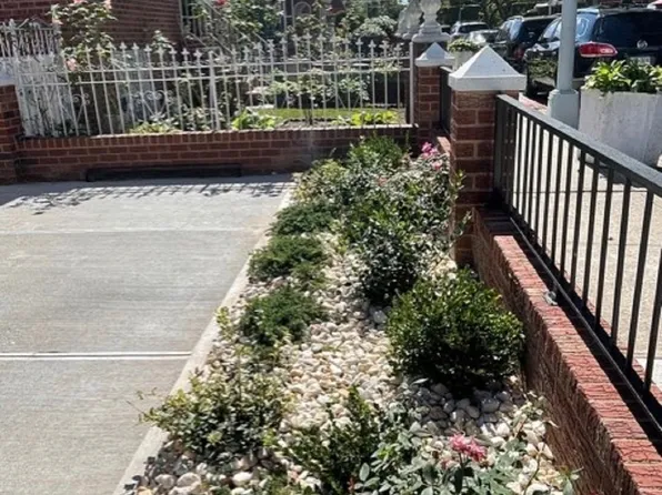 133 East 45th Street image 14 of 17