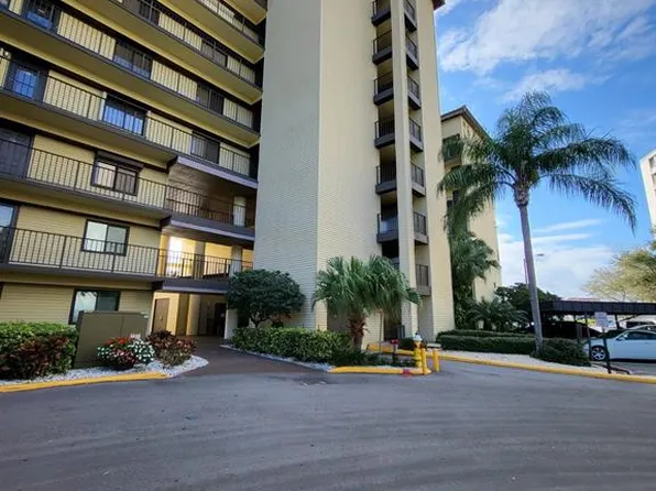 650 Island Way, Clearwater, FL