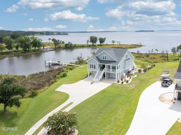 130 Lowery Lane, Swansboro, NC 28584