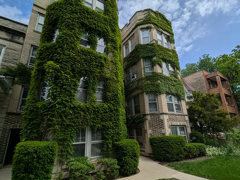 2740 W Logan Blvd #7 — Photo 7