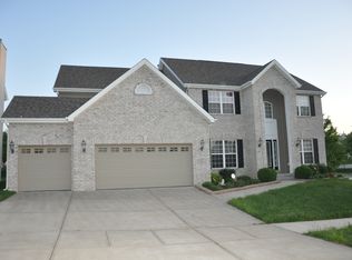1021 Gardenbridge Pl, Saint Charles, MO 63303