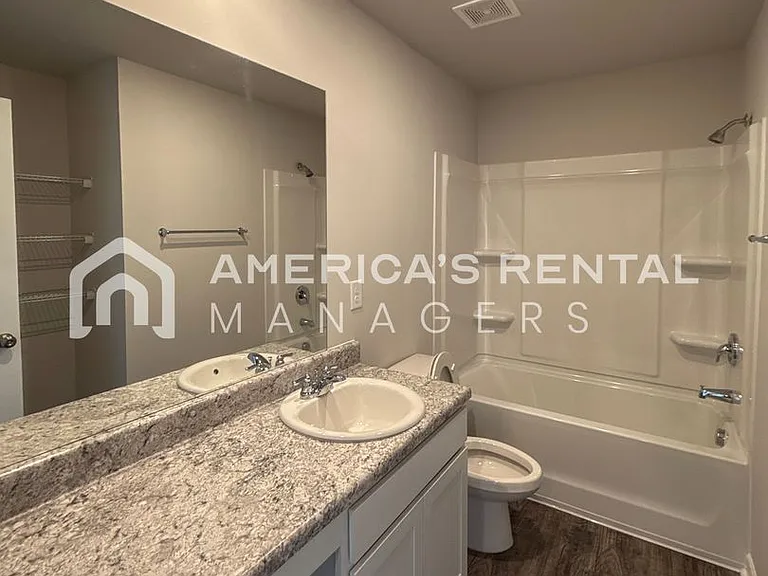 100 River Grass Dr — Photo 28