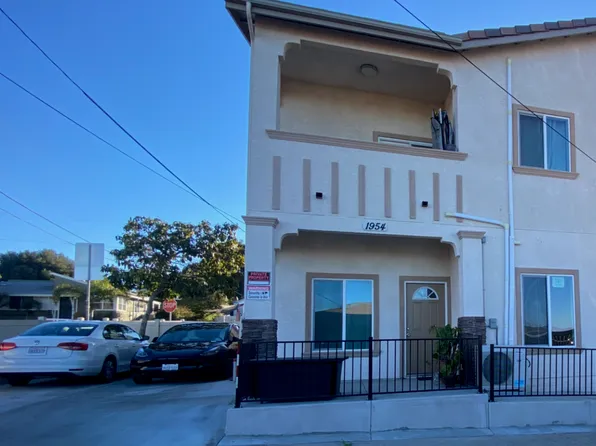 1954 Drescher St, San Diego, CA 92111