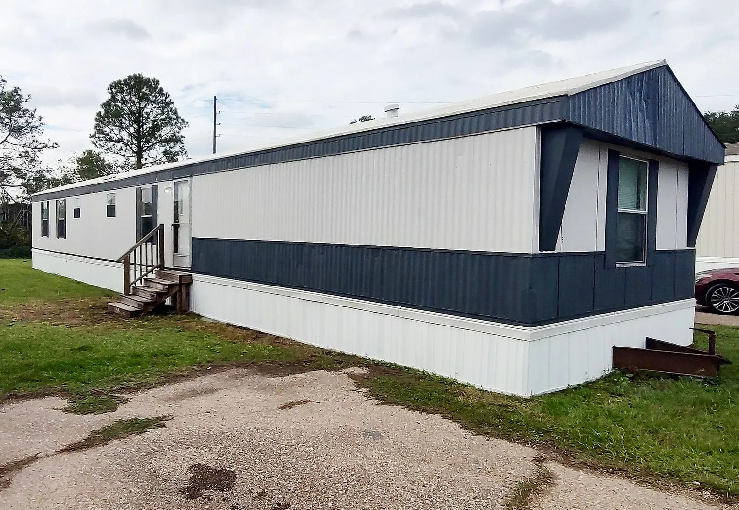 3 Bedroom 2 Bath Mobile Home off of Coteau Rd in New Iberia — Photo 2