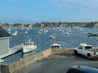 65 Front St #C, Marblehead, MA 01945
