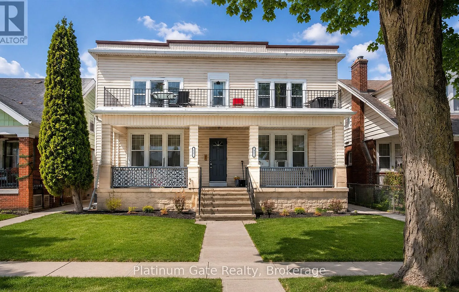 2 bed, $1,600 — Photo 1
