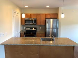 3 Fountain Ln APT 204, Saratoga Springs, NY 12866