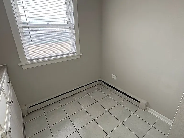 6933 Stanley Ave — Photo 4