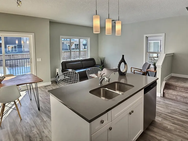 1 Reunion Loop NW — Photo 18