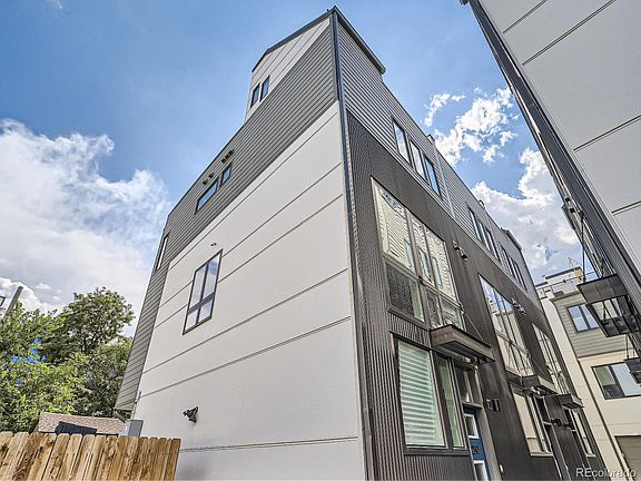 4th image of 3288 W Conejos Place