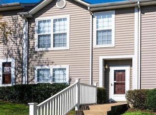 121 Waterbury Ct, Charlottesville, VA 22902