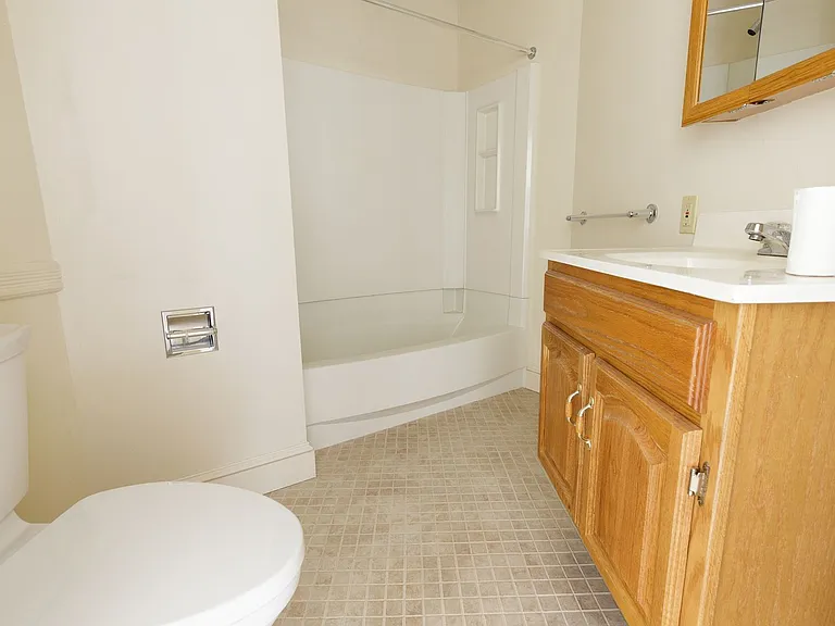 851 Congress Street — Photo 6