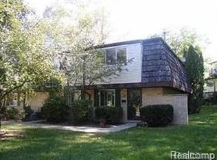 844 N Main St #1, Milford, MI
