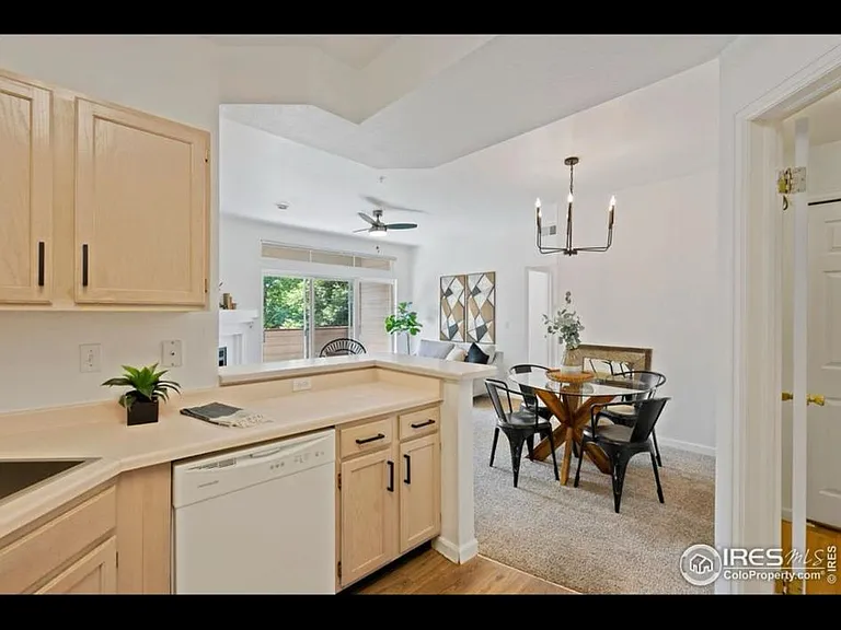 4545 Wheaton Dr #A260 — Photo 8
