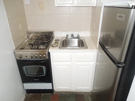 Rented by Ready Group | media 32