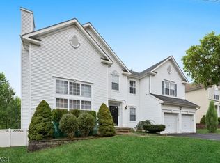 860 Ravine Rd, Lake Hopatcong, NJ 07849