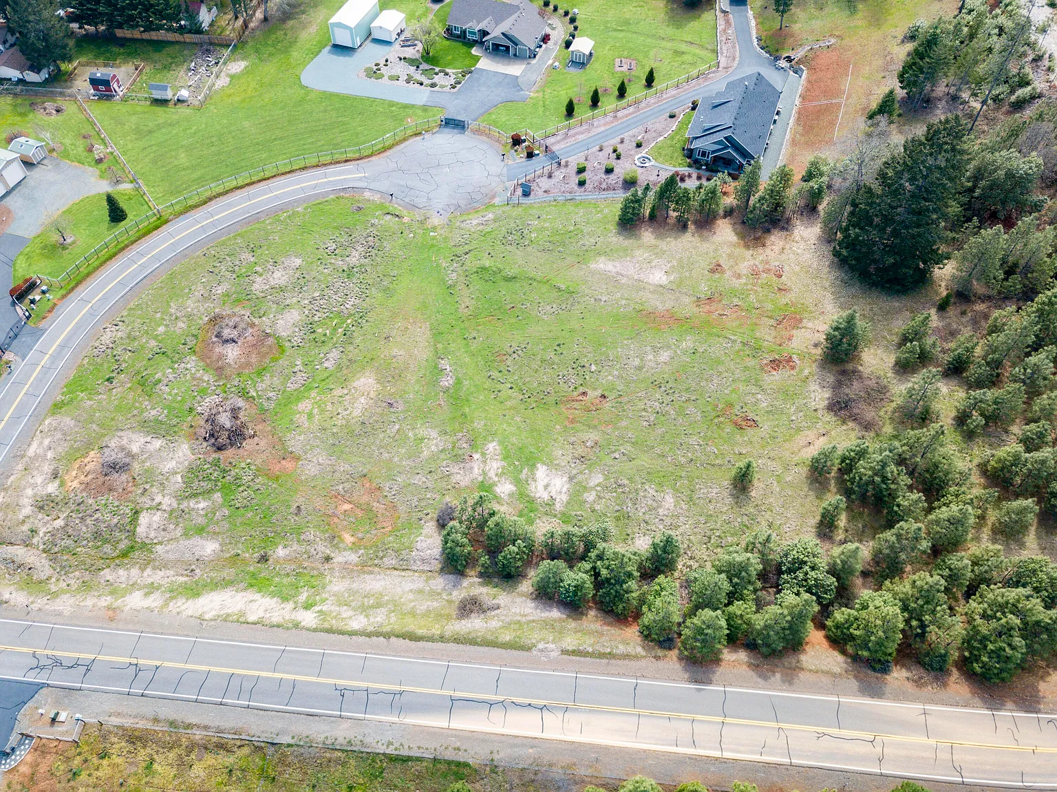 186 Buttercup St photo 1