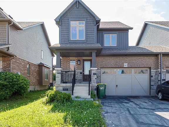 3rd image of 143 Stonebrook Way NE