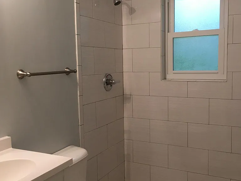 725 River View Dr — Photo 4