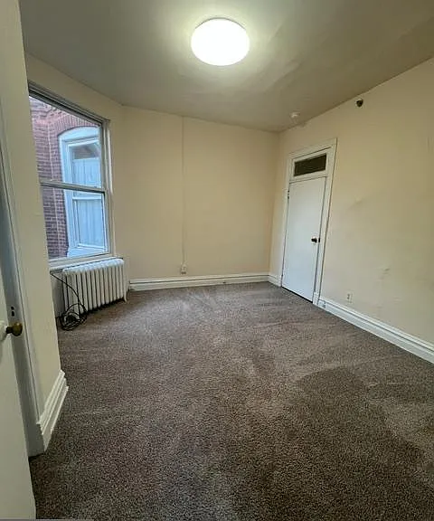 3316 Arch St #2F — Photo 2