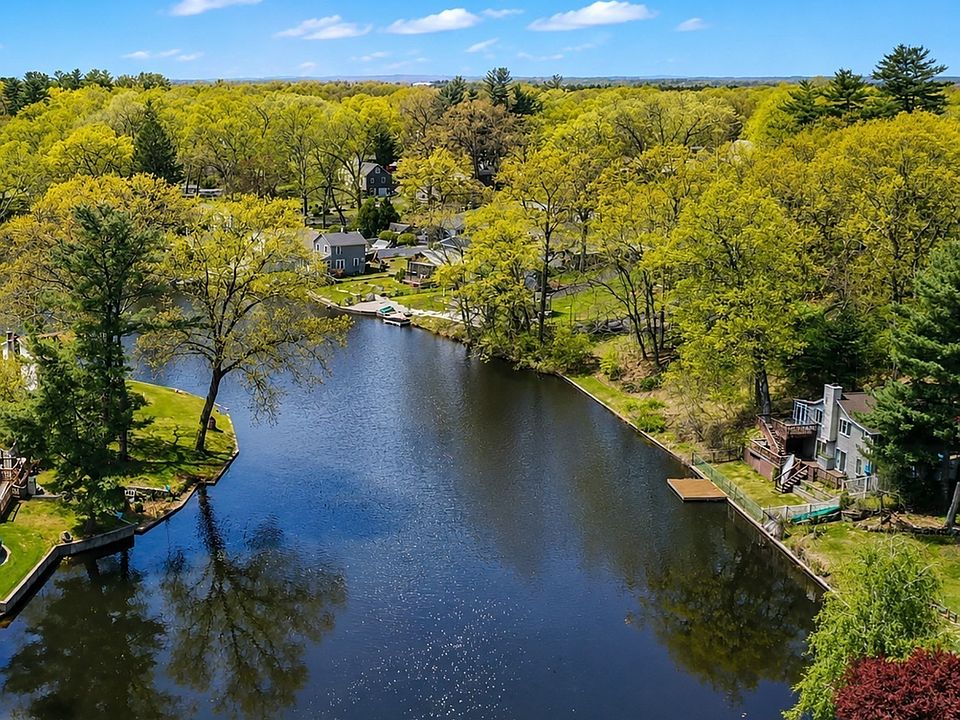 1st image of 143 Cottage Rd