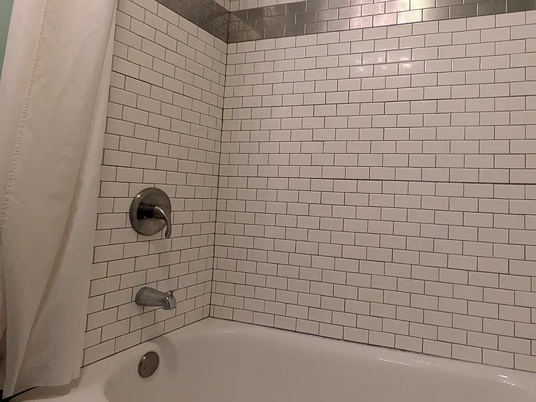 223 W Center St #10 — Photo 7