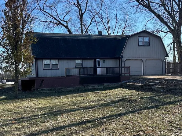 11161 Edgemere Ter, Roscoe, IL 61073