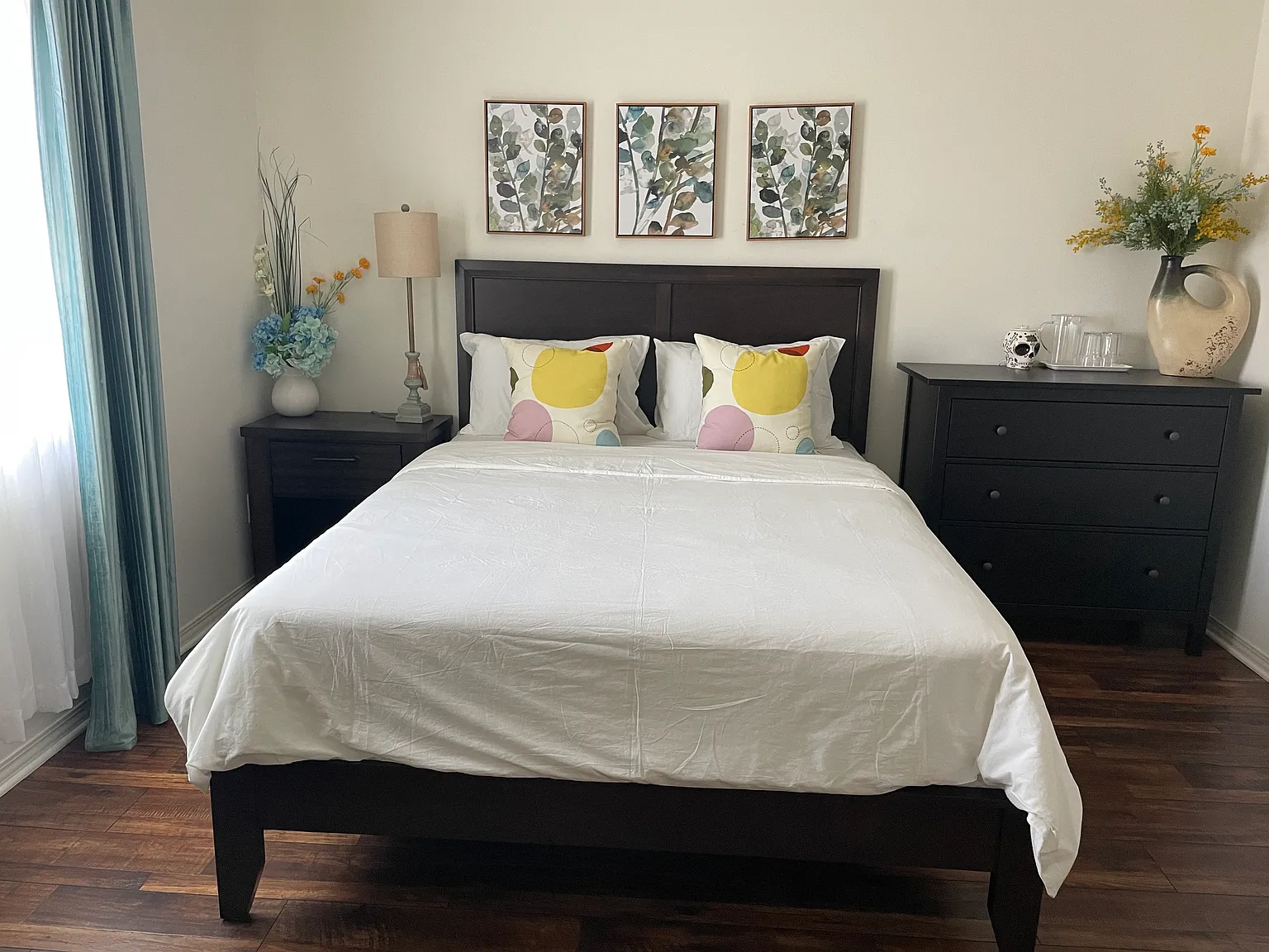 1 bed, 370 sqft, $900 — Photo 2