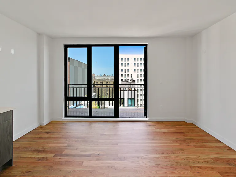 514 Herkimer St #5A — Photo 13