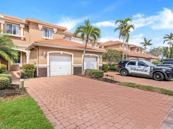 9683 Roundstone Cir, Fort Myers, FL 33967