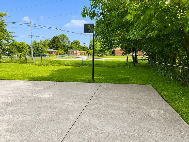 5103 Mediterranean Ct — Photo 4