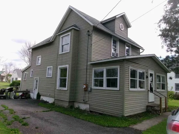 332 Lounsbury Ave, Elmira, NY 14903