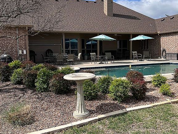 5th image of 173 Savanna Hill Ln
