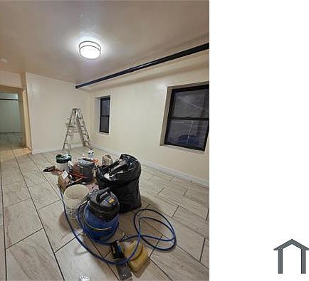 3rd image of 258 Woodworth Ave