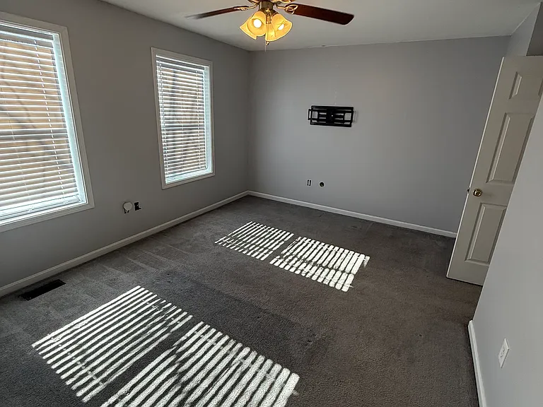 809 Isabella St — Photo 21