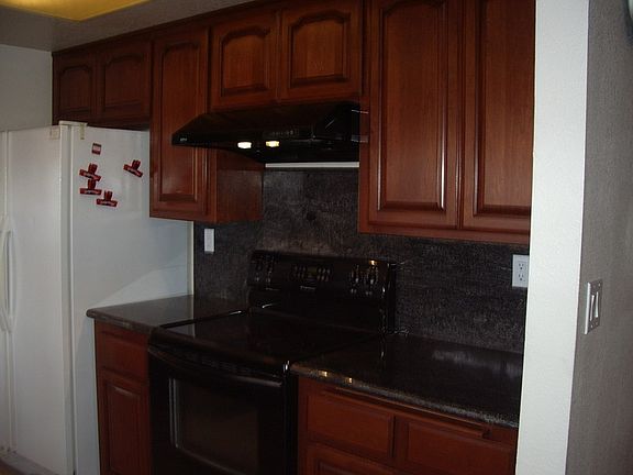 4th image of 4536 Donalbain Cir