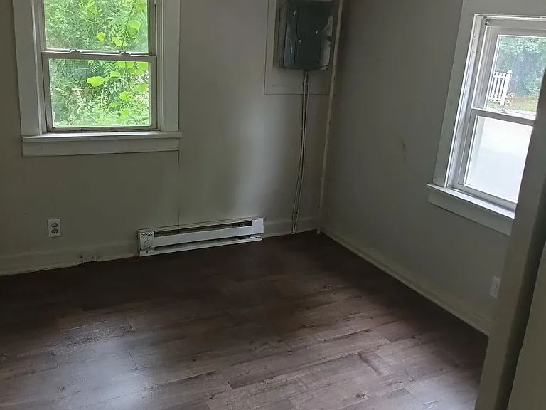 56 Olive St — Photo 9