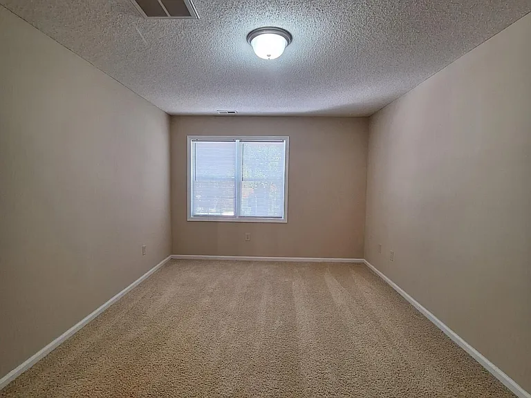 3445 Westgate Dr — Photo 13