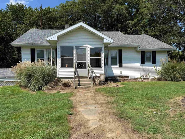 4223 N 650 E, Francisco, IN 47649