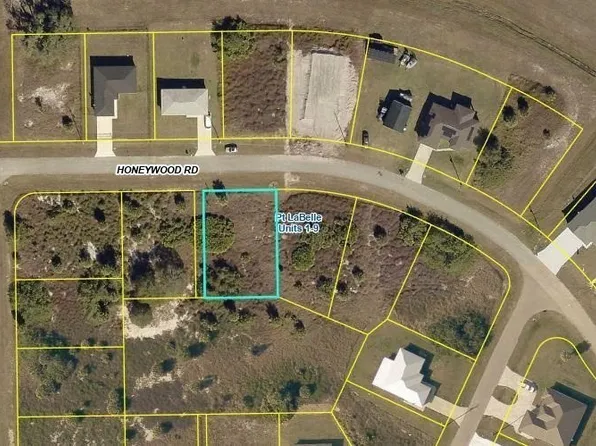 3016 Honeywood Rd, Labelle, FL 33935