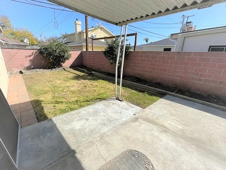 5703 Silva St #5703 — Photo 17