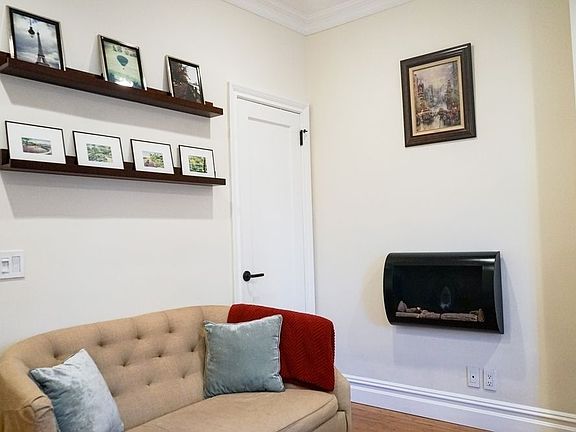 4th image of 448 E 88th St APT 2C