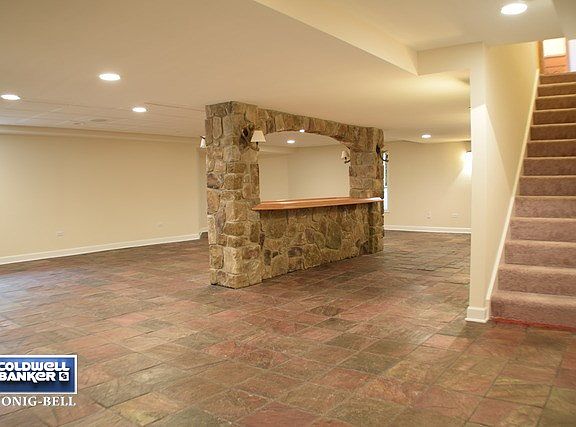 4th image of 13440 S Jones Ct