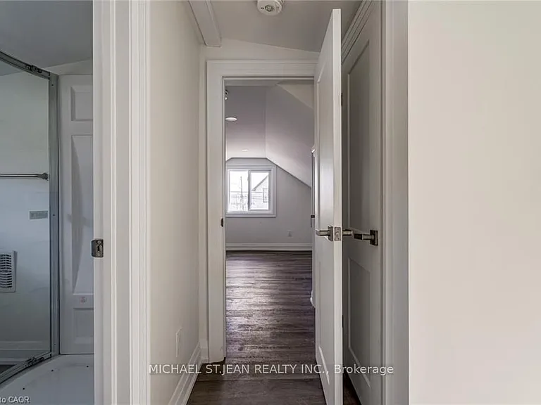395 Paling Ave — Photo 29