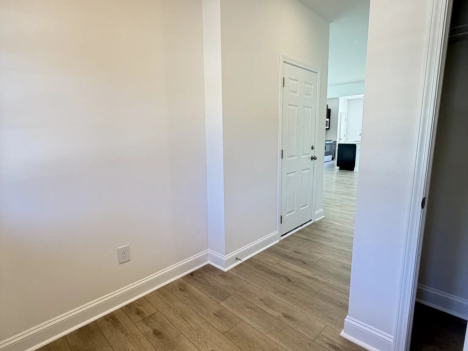7635 Ethora Way - 1 — Photo 3