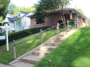 862 Emerald Ave NE, Grand Rapids, MI 49503
