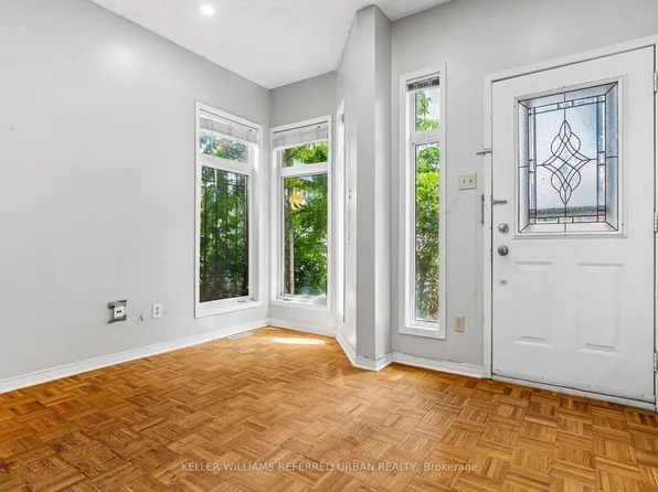1508 Dupont St, Toronto, ON M6P 4G7