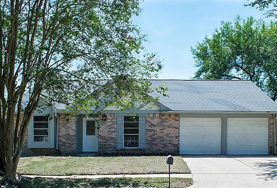 1st image of 13603 Piney Oaks Dr